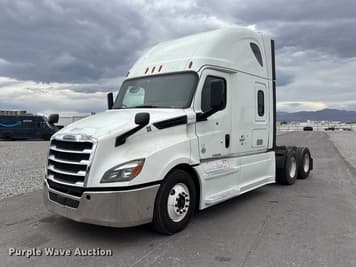 Main image Freightliner Cascadia