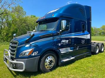 Main image Freightliner Cascadia