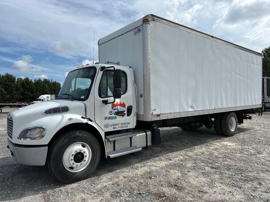 Image of Freightliner M2 106 Primary image