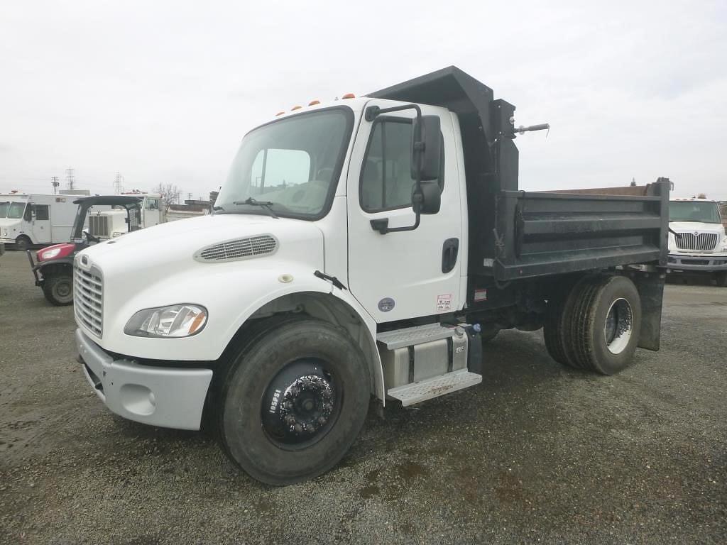 Image of Freightliner M2 Primary image