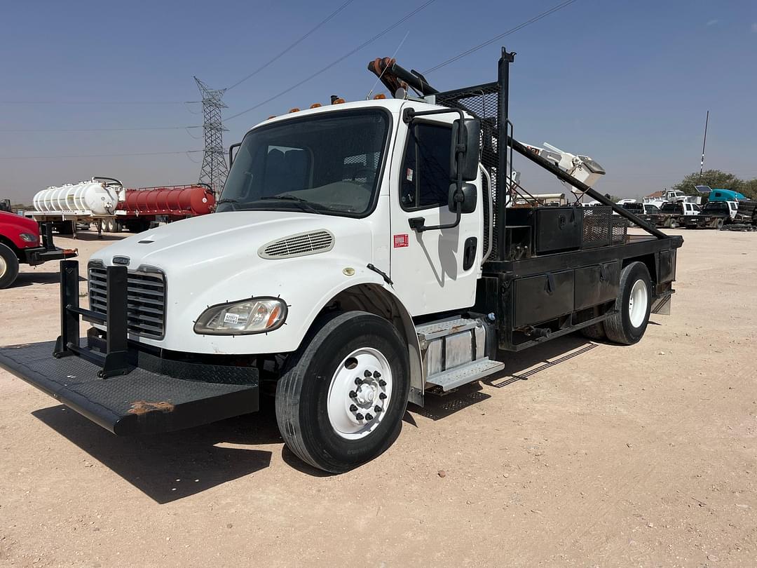 Image of Freightliner M2 Primary image