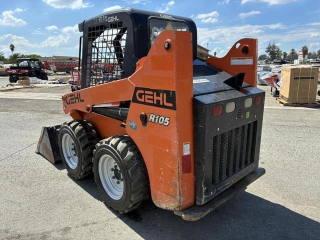 Image of Gehl R105 equipment image 3
