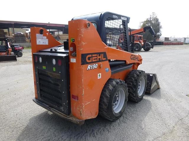 Image of Gehl R150 equipment image 2