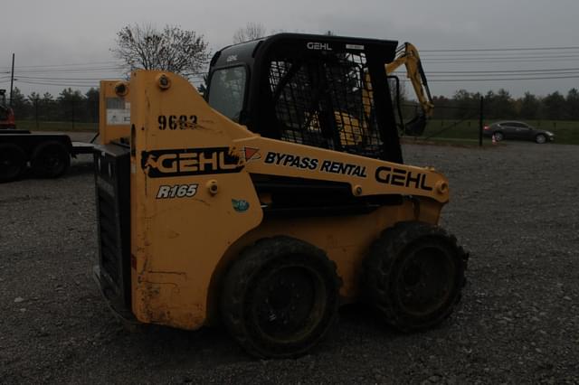 Image of Gehl R165 equipment image 4