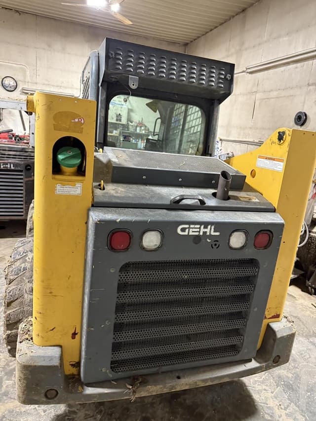 Image of Gehl R190 equipment image 4