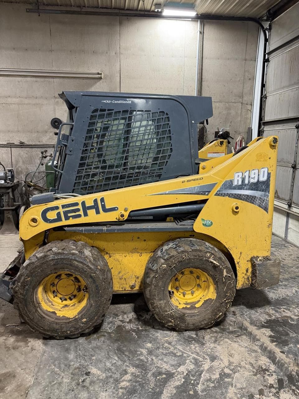 Image of Gehl R190 Primary image