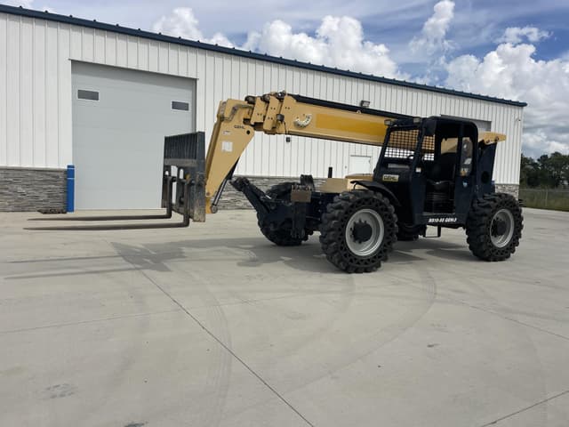 Image of Gehl RS10-55 equipment image 2