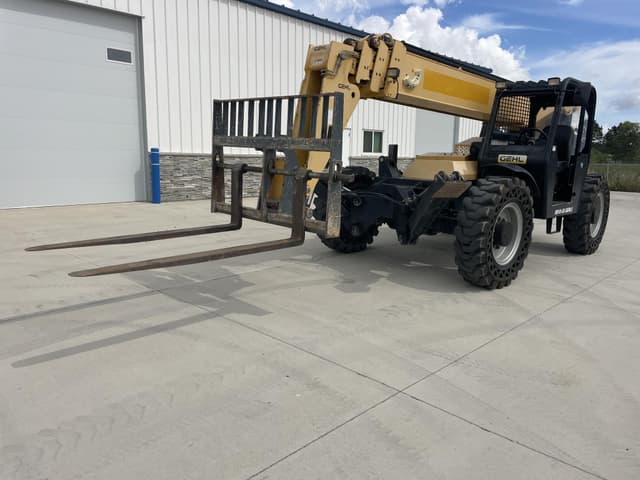 Image of Gehl RS10-55 equipment image 3