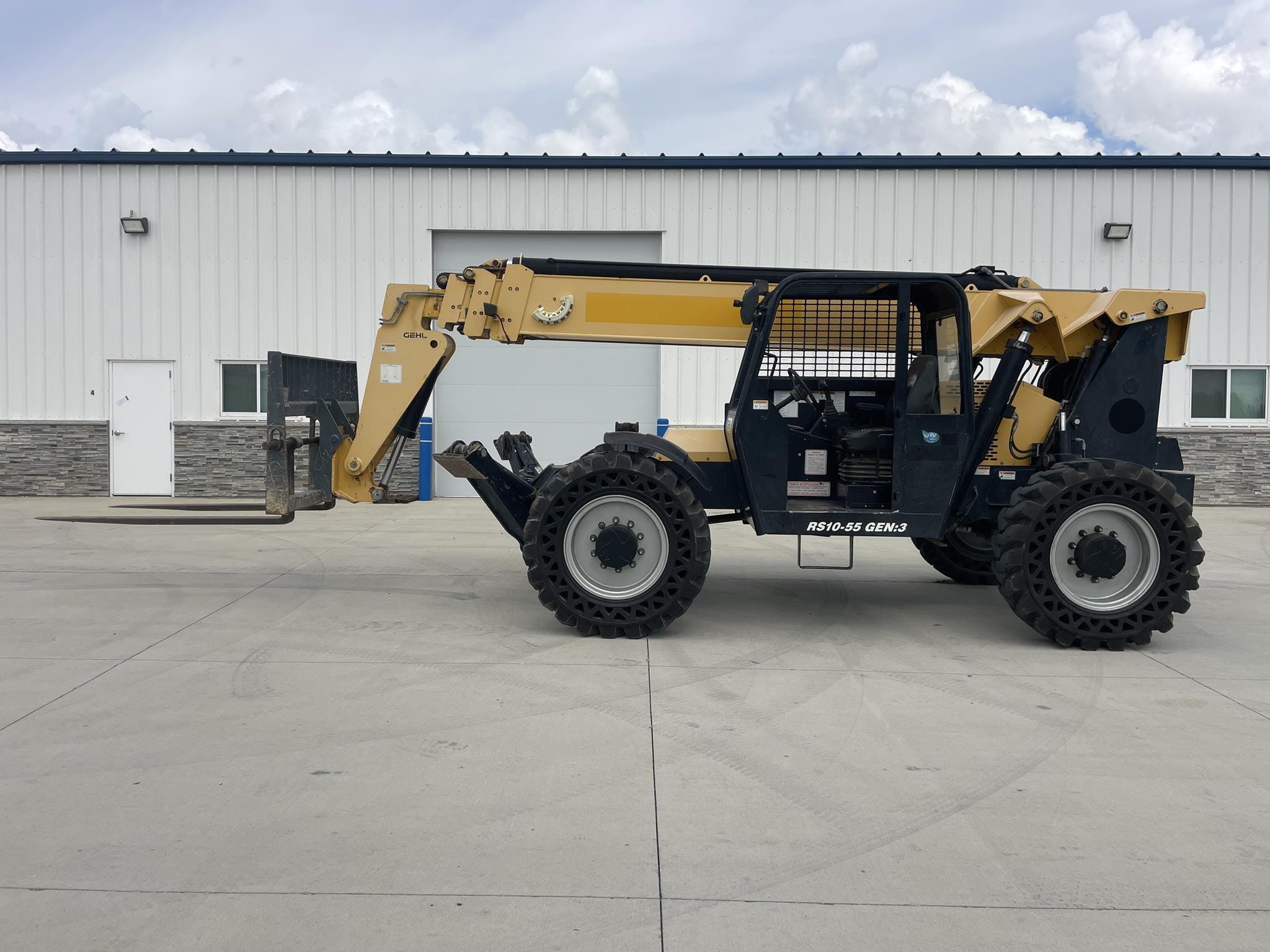 2019 Gehl RS10-55 Equipment Image0