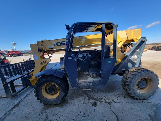 Image of Gehl RS6-34 equipment image 3