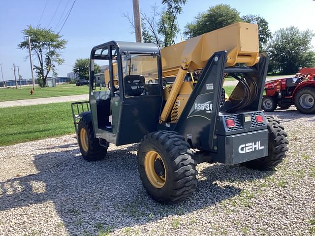 Image of Gehl RS6-34 equipment image 4