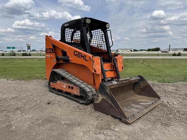 Image of Gehl RT105 equipment image 3