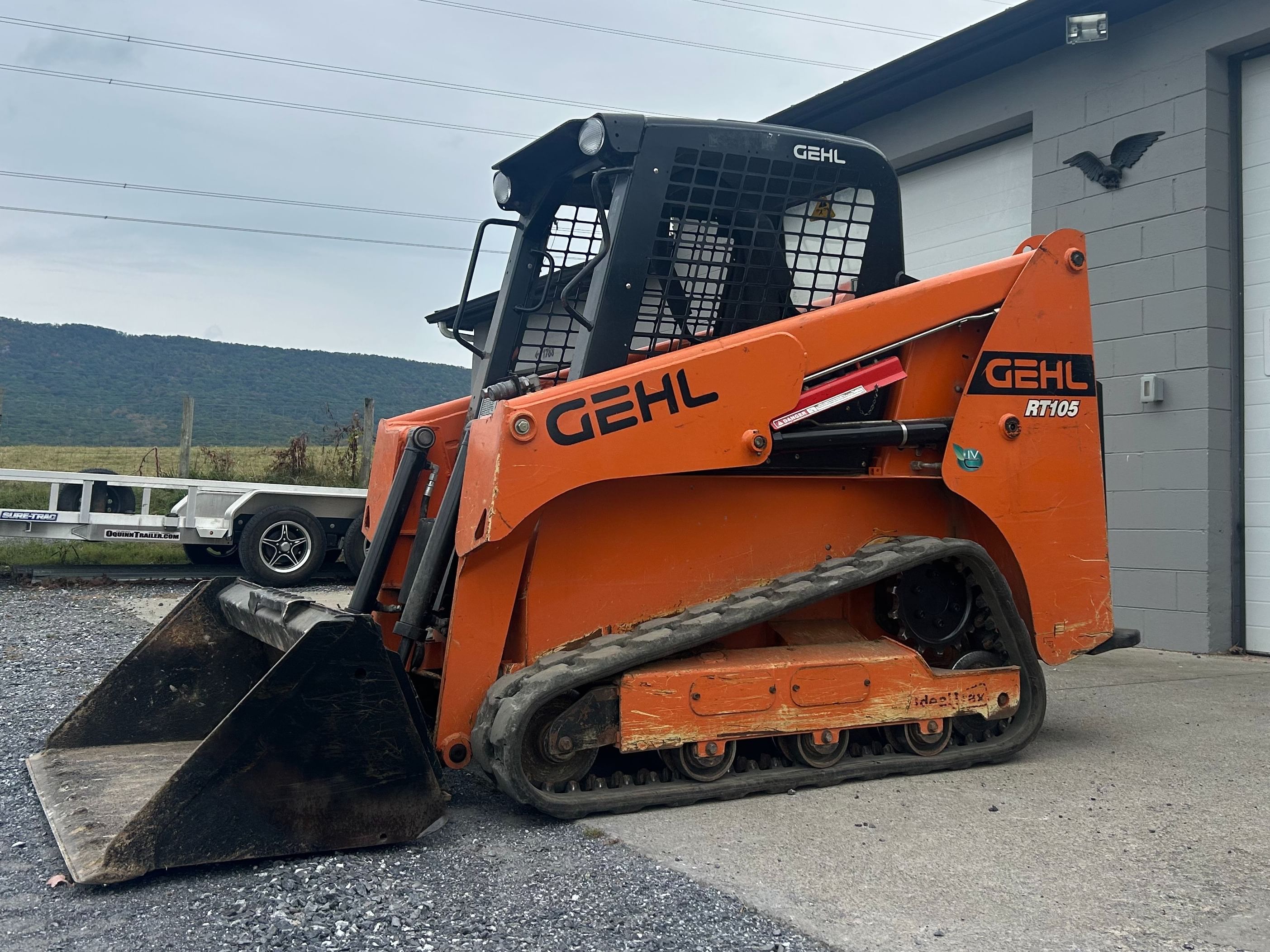 2019 Gehl RT105 Equipment Image0