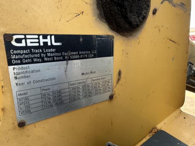 Image of Gehl RT215 equipment image 4
