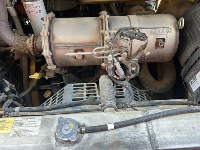 Image of Gehl RT215 equipment image 1