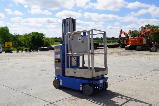 Image of Genie GR-20 equipment image 3