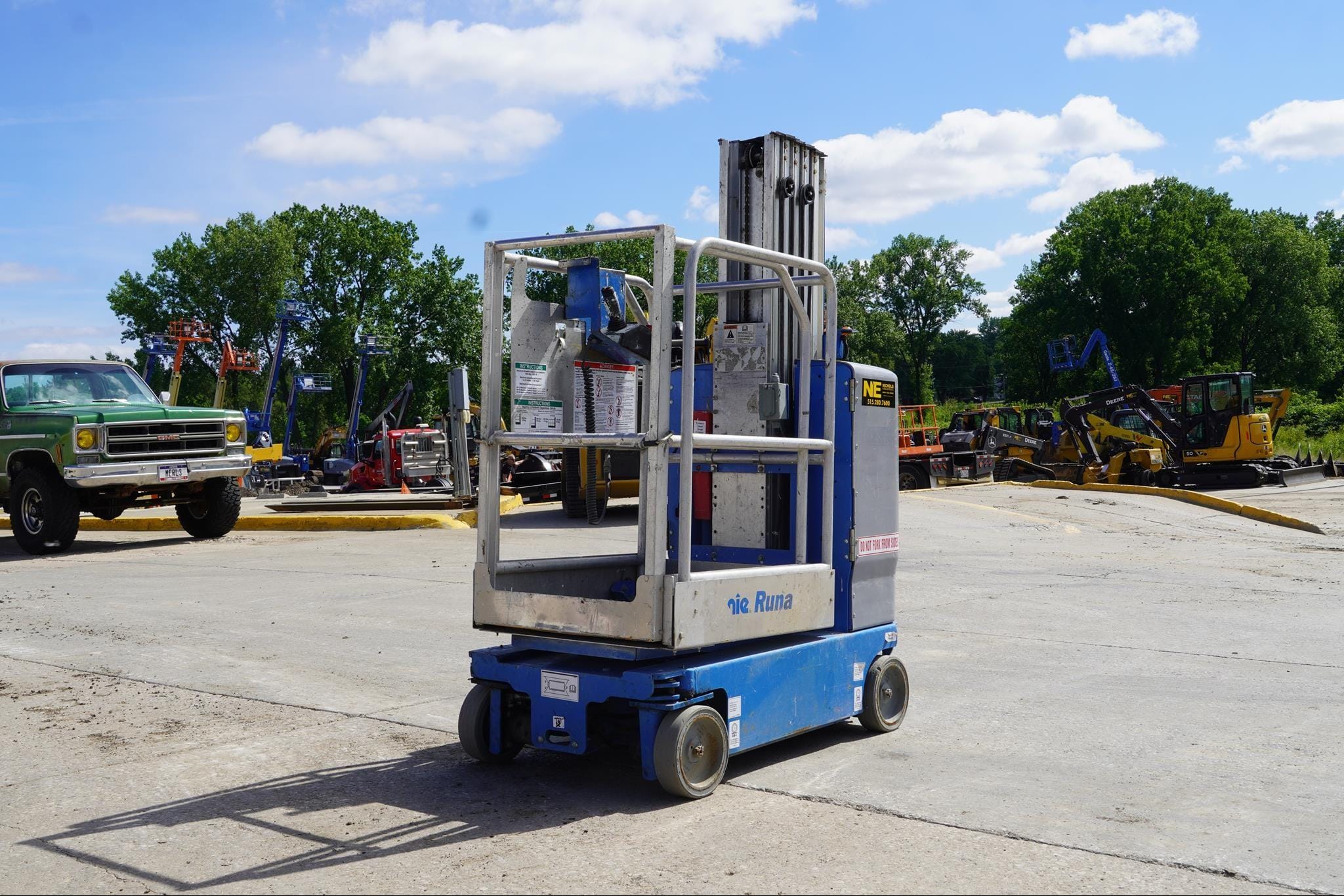 2019 Genie GR-20 Equipment Image0