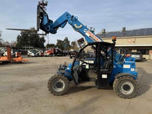 2019 Genie GTH-5519 Image