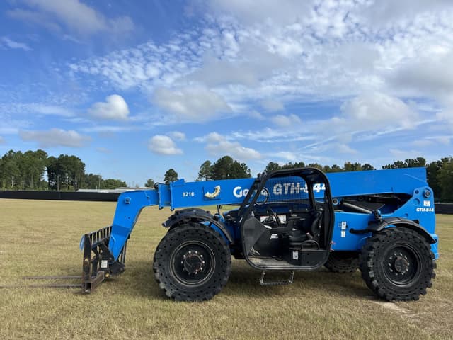 Image of Genie GTH844 equipment image 1