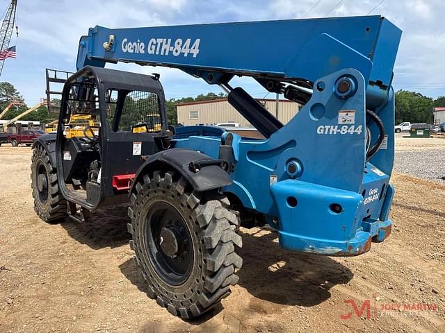 Image of Genie GTH844 equipment image 3