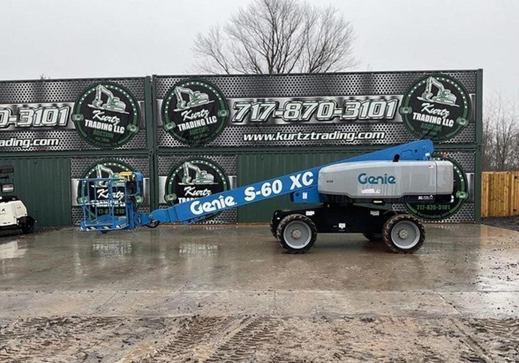 2019 Genie S-60XC Equipment Image0