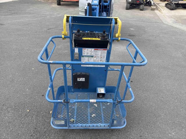 Image of Genie Z-40/23N equipment image 4