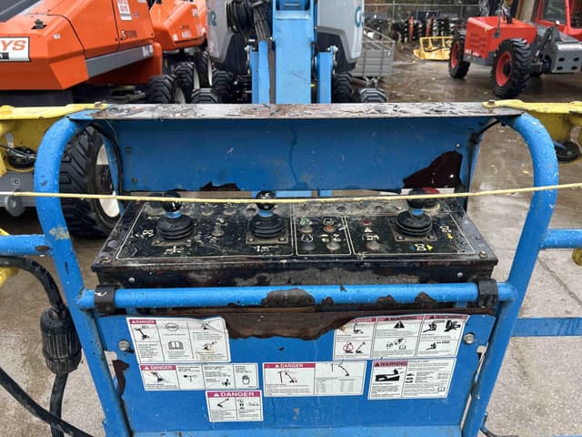 Image of Genie Z-62/40 equipment image 4