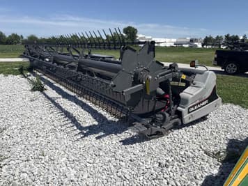 Main image Gleaner 9255