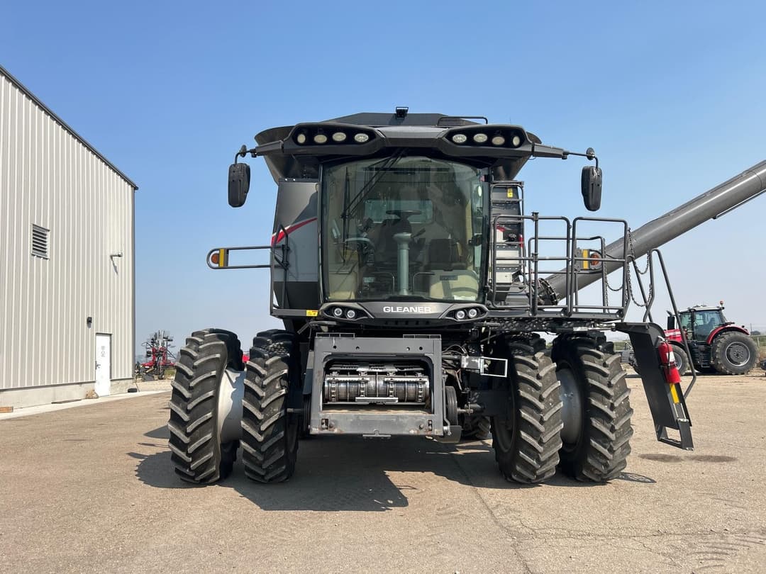 Image of Gleaner S97 Primary image