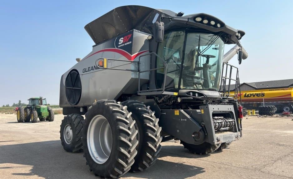 Image of Gleaner S97 Primary image