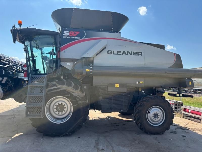 Image of Gleaner S97 Primary image