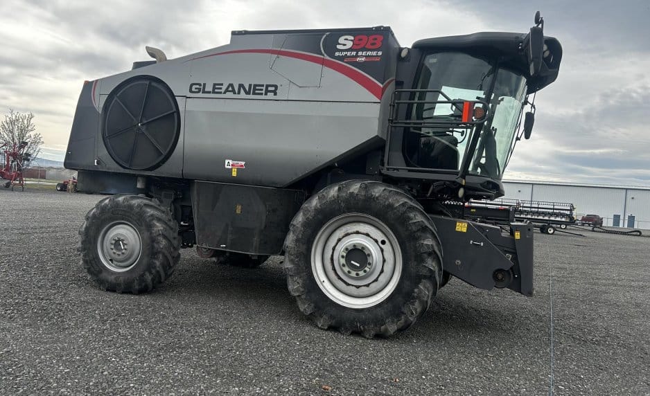 2019 Gleaner S98 Image