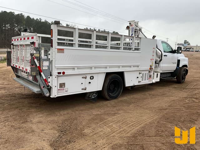 Image of Chevrolet 5500HD equipment image 4