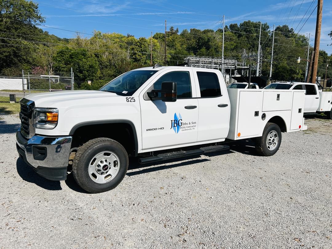 Image of GMC 2500HD Primary image