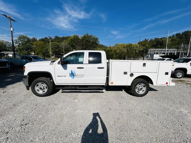 Image of GMC 2500HD equipment image 1