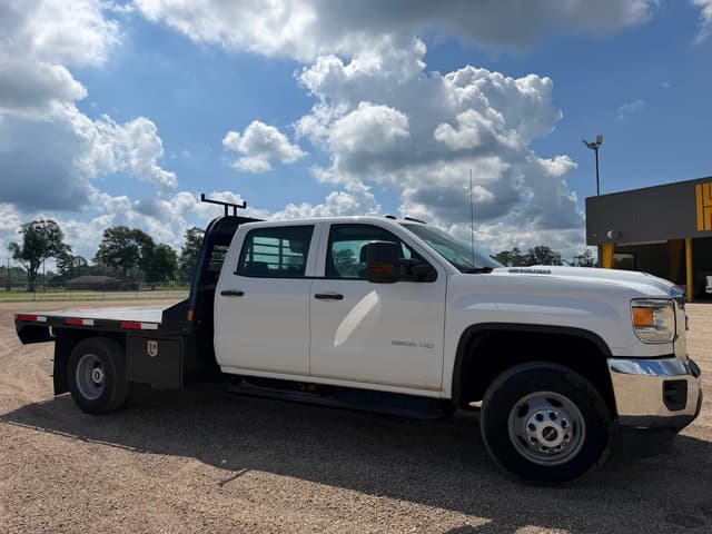 Image of GMC 3500HD equipment image 1