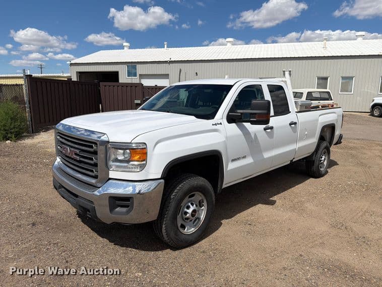 Image of GMC 2500HD Primary image