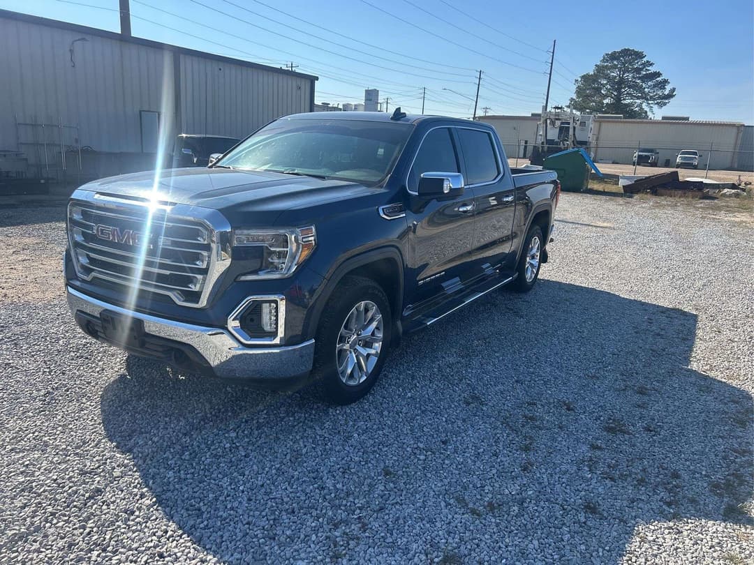 Image of GMC Sierra Primary image