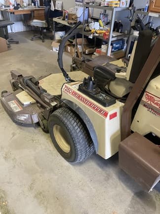 Image of Grasshopper 725DT equipment image 2