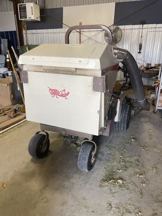 Image of Grasshopper 725DT equipment image 1