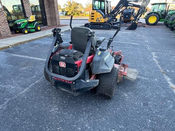 Image of Gravely Pro-Turn 660 equipment image 3