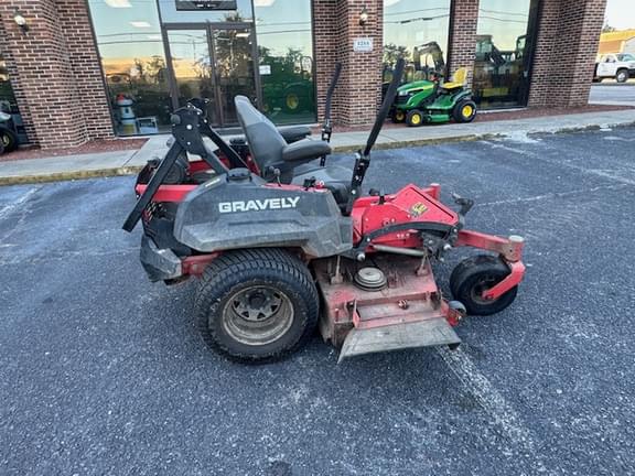 Image of Gravely Pro-Turn 660 equipment image 1