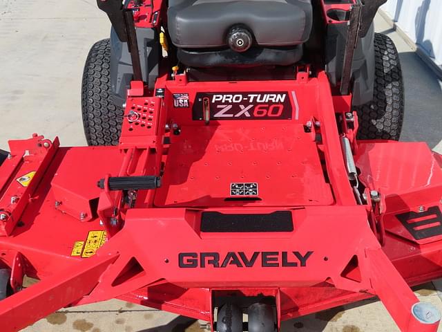 Image of Gravely Pro-Turn ZX 60 equipment image 4