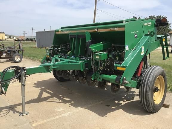 Image of Great Plains 1006NT equipment image 4