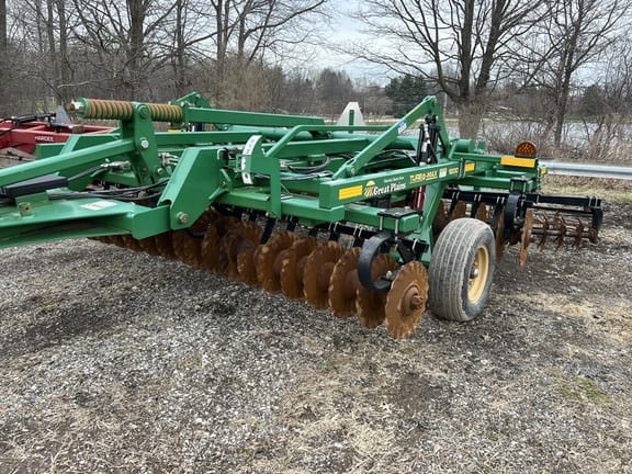 2019 Great Plains 1200TM Equipment Image0