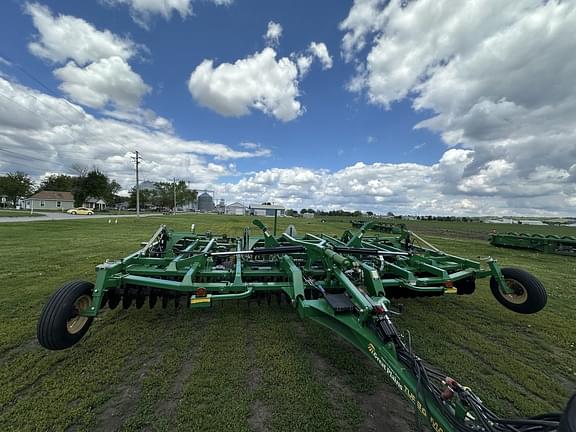 Image of Great Plains 2400TM equipment image 4