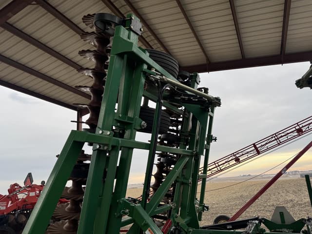 Image of Great Plains 3000TM equipment image 2