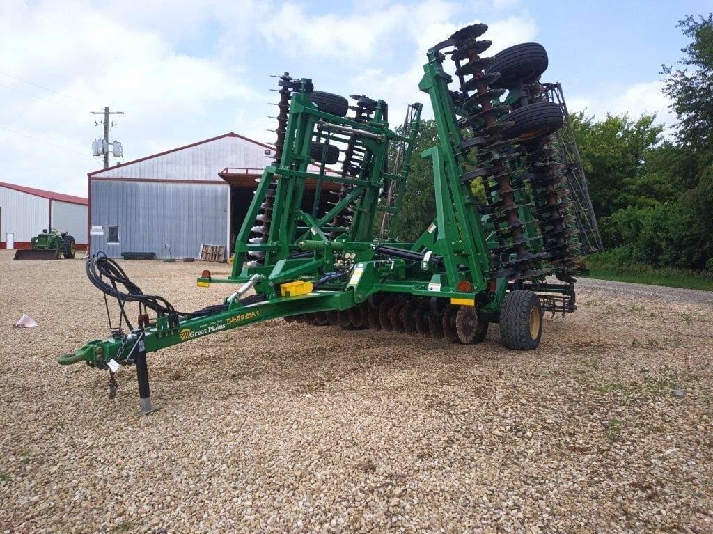 2019 Great Plains 3000TM Equipment Image0