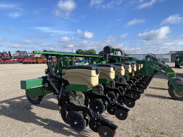 Image of Great Plains 3P4025AH equipment image 4