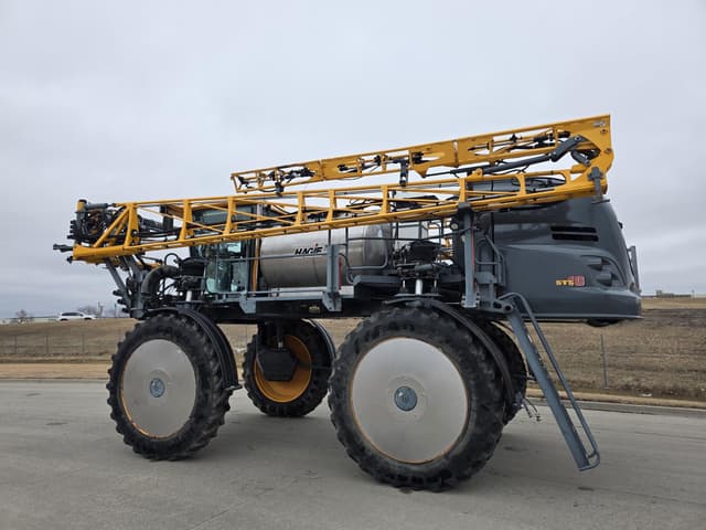 Image of Hagie STS10 equipment image 4